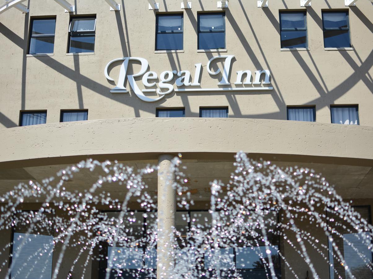 Regal Inn Hotel Мидранд Екстериор снимка